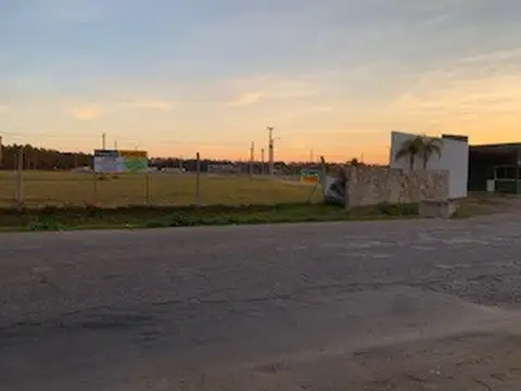 Terreno en Venta 40  mts Fondo