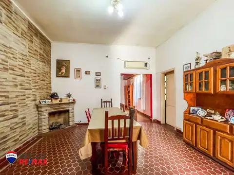 Casa en Venta con 1 cochera