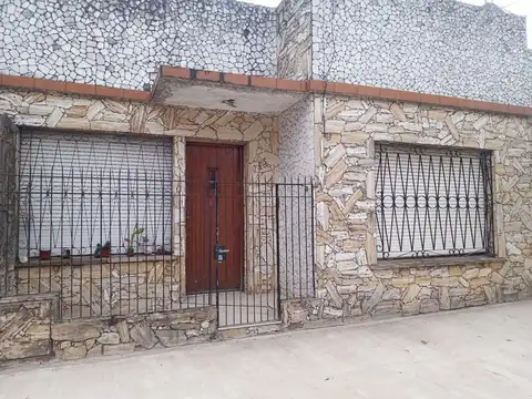 ALQUILER! Casa PH 3 Ambientes en Moron