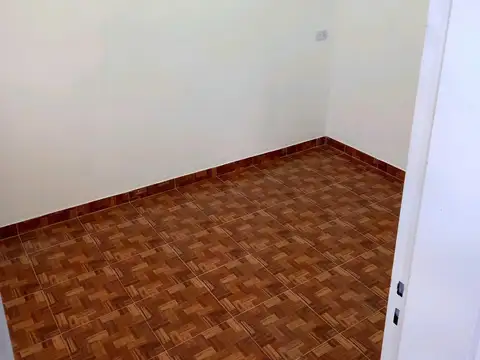 Depto Tipo Casa en Venta en Ituzaingo, USD 80.000