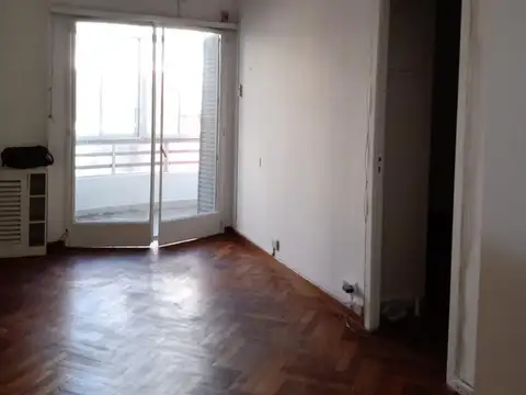 Hermoso Depto 2 Ambientes Contrafrente c/Balcón Muy Luminoso