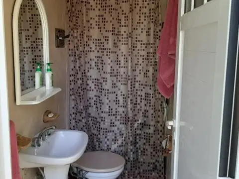 chalet en Corimayo 5 amb con parque y pileta PERMUTA.