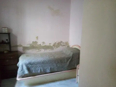 Depto Tipo Casa 5 ambientes con 1 baño