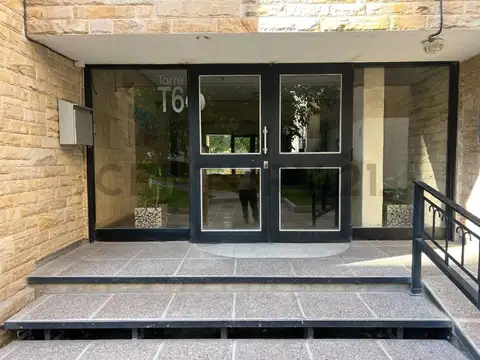 Century21Lopez Vende Dpto en Torre 6 del Barrio Unimev