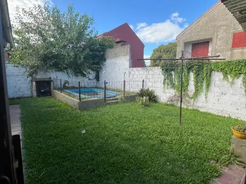 CASA EN VENTA - CAMPANA
