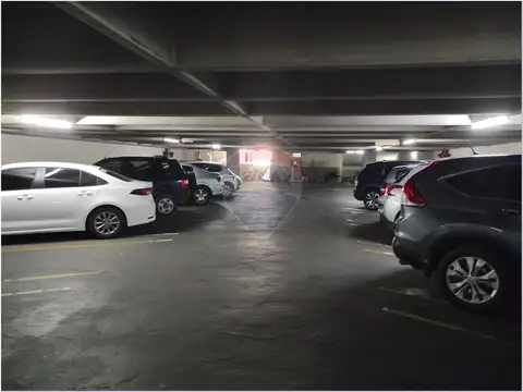 VENTA COCHERA PB FIJA CUBIERTA GRANDE SAN NICOLAS