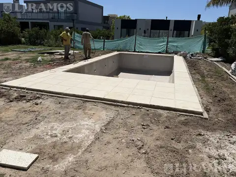 Casa en venta en el Barrio Vistas, Puertos / Escobar