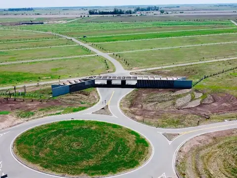 Venta de Terreno en Vida Lagoon Funes - Lote de 989 m2