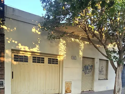 Galpón/vivienda/oficinas 375m2