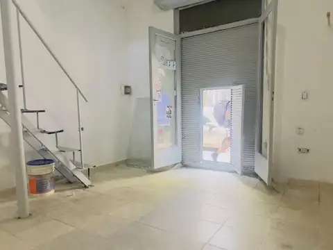 Local en Alquiler en Once, $ 790.000