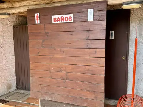 Casa en Venta con 3 cocheras