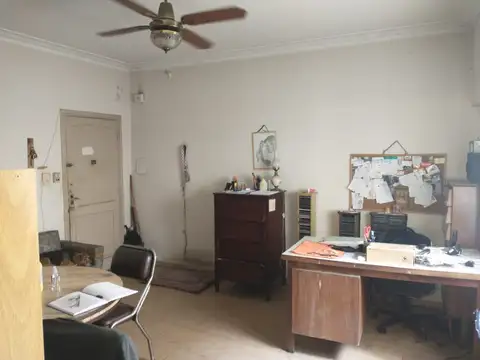 San Lorenzo 2200, Piso 1