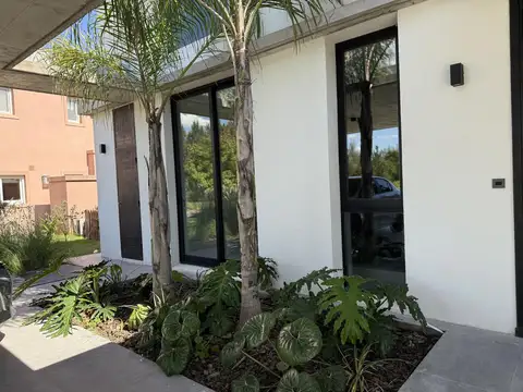 Venta Casa a Estrenar en Pilara, Diligencia | VCO Propiedades