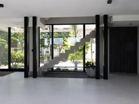 Casa en Venta de 5 dormitorios