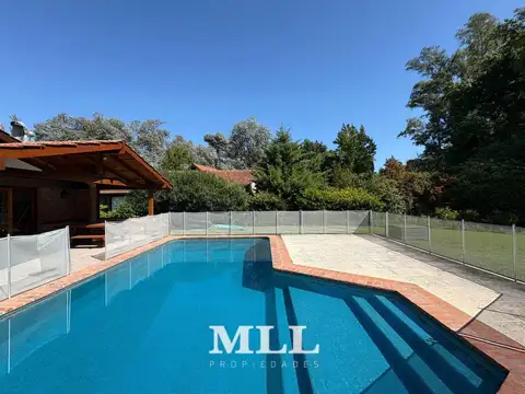 Casa 6 ambientes con 3 baños