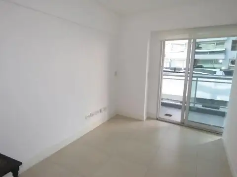 Lola Mora 400, Piso 2