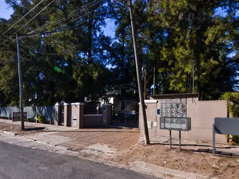 Moderno chalet en Ituzaingo Norte