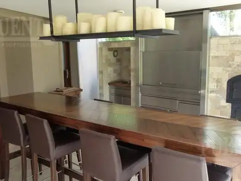 Casa en Venta de 4 dormitorios