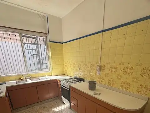 Casa en Alquiler con 1 cochera