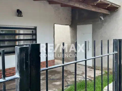 VENTA CASA LAMARQUE APTA A CREDITO HIPOTECARIO