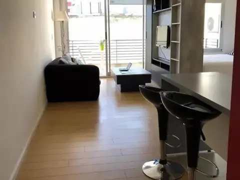 EXCELENTE DEPARTAMENTO EN CABALLITO CERCA DE HOSPITAL