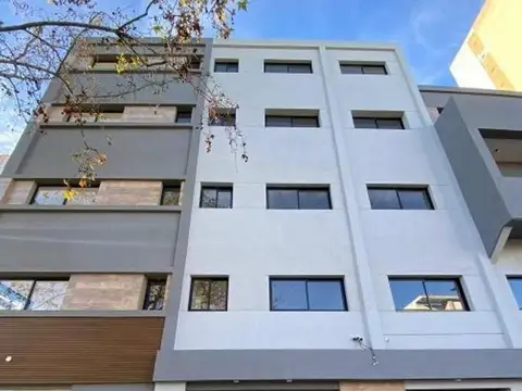 COCHERA PRIVADA EN CENTRO DE BANFIELD (FC)