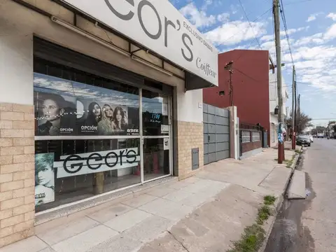 Avenida 25 de Mayo 1700