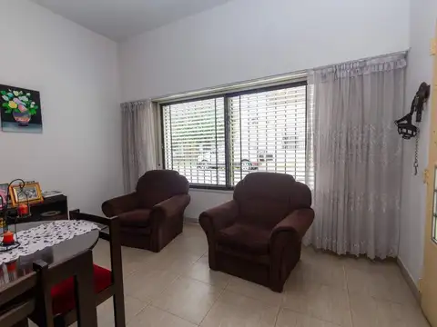 Depto Tipo Casa 4 ambientes con 1 baño