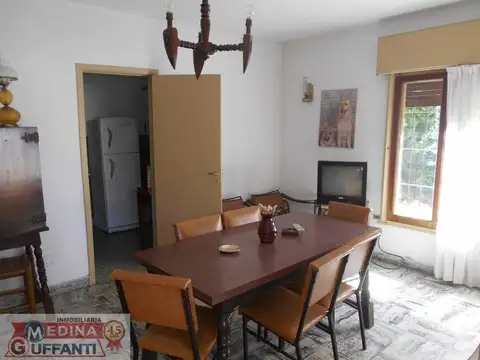 Casa 4 ambientes con 1 baño