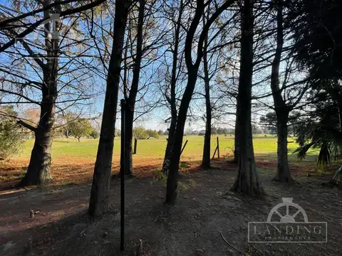 Venta de 2 lotes contiguos en Club de Campo Hacoaj