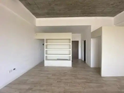 Oficina en Alquiler con 1 cochera