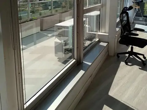 Oficina AAA en alquiler sobre Avenida Libertador en Núñez