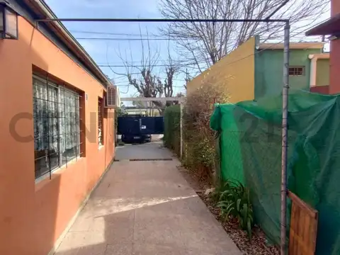 472 entre 27 y 28 , Piso 0