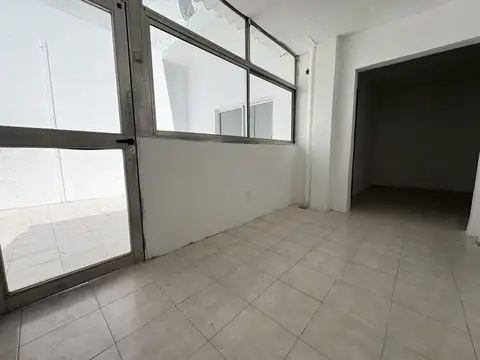 Depto Tipo Casa en Alquiler de 3 ambientes