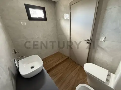 Departamento 4 ambientes con 2 baños