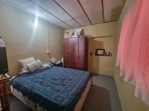 Casa 4 ambientes con 1 baño
