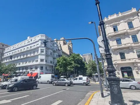 Oficina en Venta en San Nicolás, USD 130.000