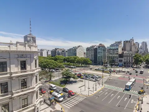 VENTA SAN NICOLAS AMPLIA OFICINA CON COCHERA