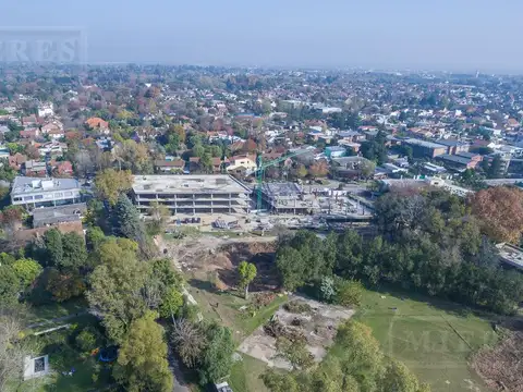 Local  en Venta de 110 m2  en Complejo Urbana Las Lomas - San Isidro