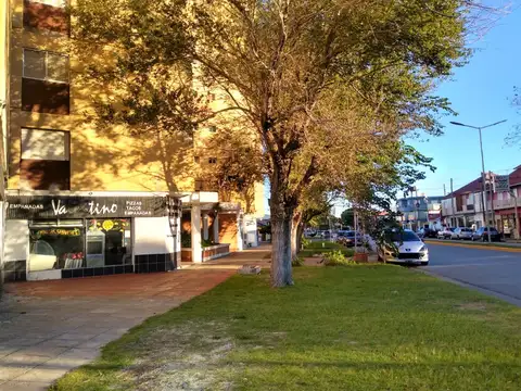 Local en Venta Via Pública