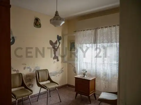 Casa 2 ambientes con 1 baño