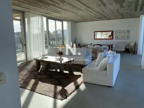 Casa en Alquiler Temporal en Manantiales, USD 14.640