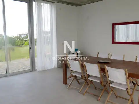 Alquiler en la Barra Manatiales en barrio privado 3 dormitorios y servicio