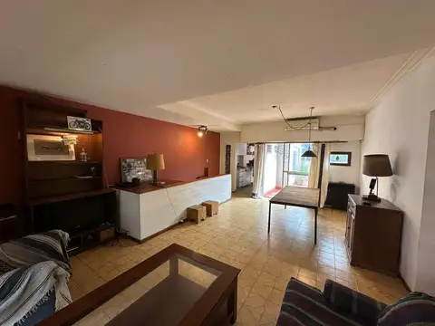 Depto Tipo Casa 4 ambientes con 1 baño