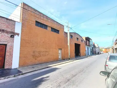 Galpon en Venta en Crucesita, USD 590.000