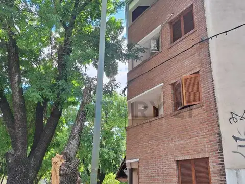 23 esquina diag 76 1400, Piso 2