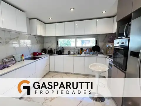 Casa en Venta al Oeste