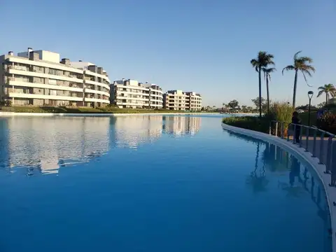 VENTA  LAGOON, PILAR