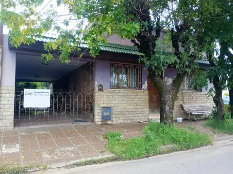 Venta de casa en Carmen de Areco (B)