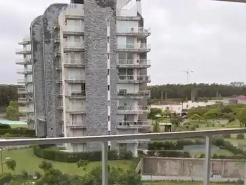 Departamento 2 ambientes con 2 baños